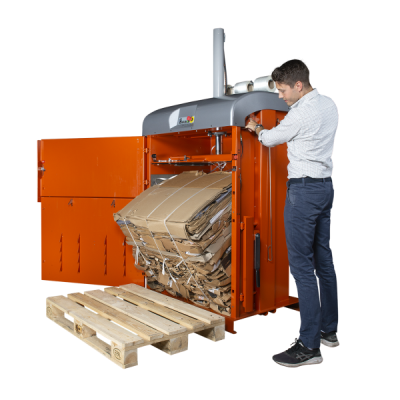 Orwak-Compact-3120_bale-out_more-orange-600x600